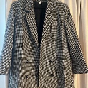 Vintage 80s Wool Black and White Houndstooth Blazer